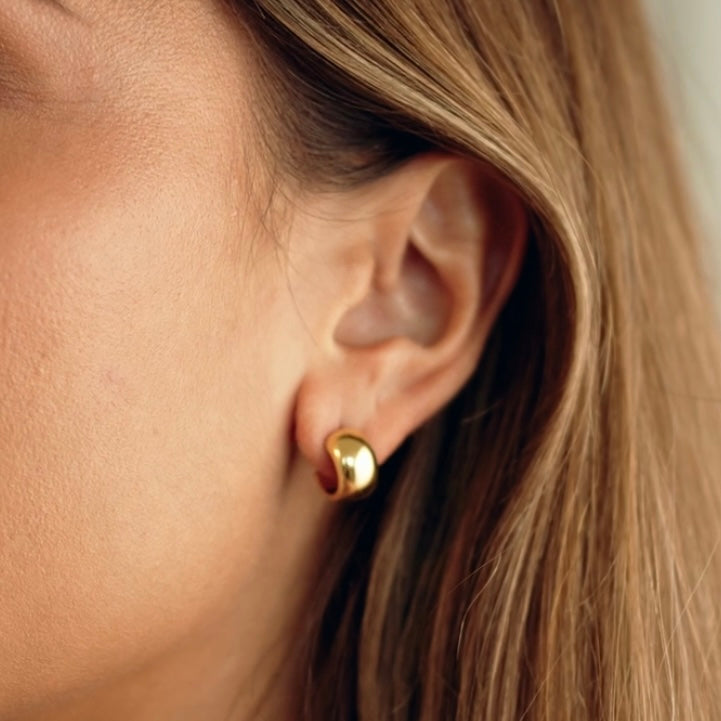 Ava | Mini Chunky Hoop Stud 18K Gold PVD