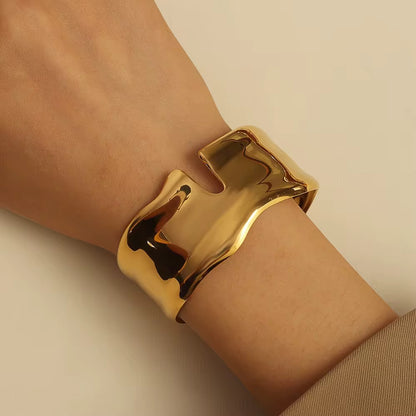 Bon Irregular Cuff Bracelet Gold